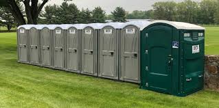 Best VIP or Luxury Restroom Trailers  in Gilbert, MN